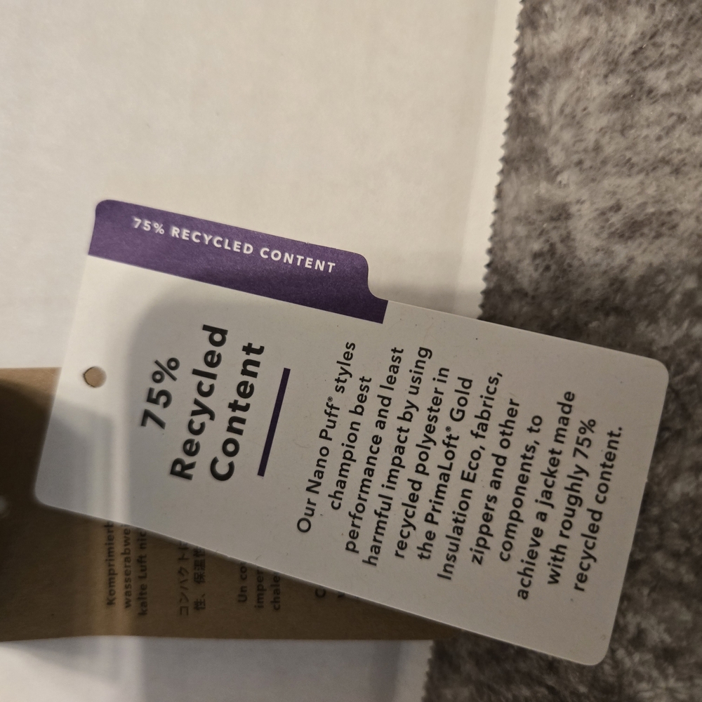Patagonia White Quilted Vest for Layering - Picture 8 of 8